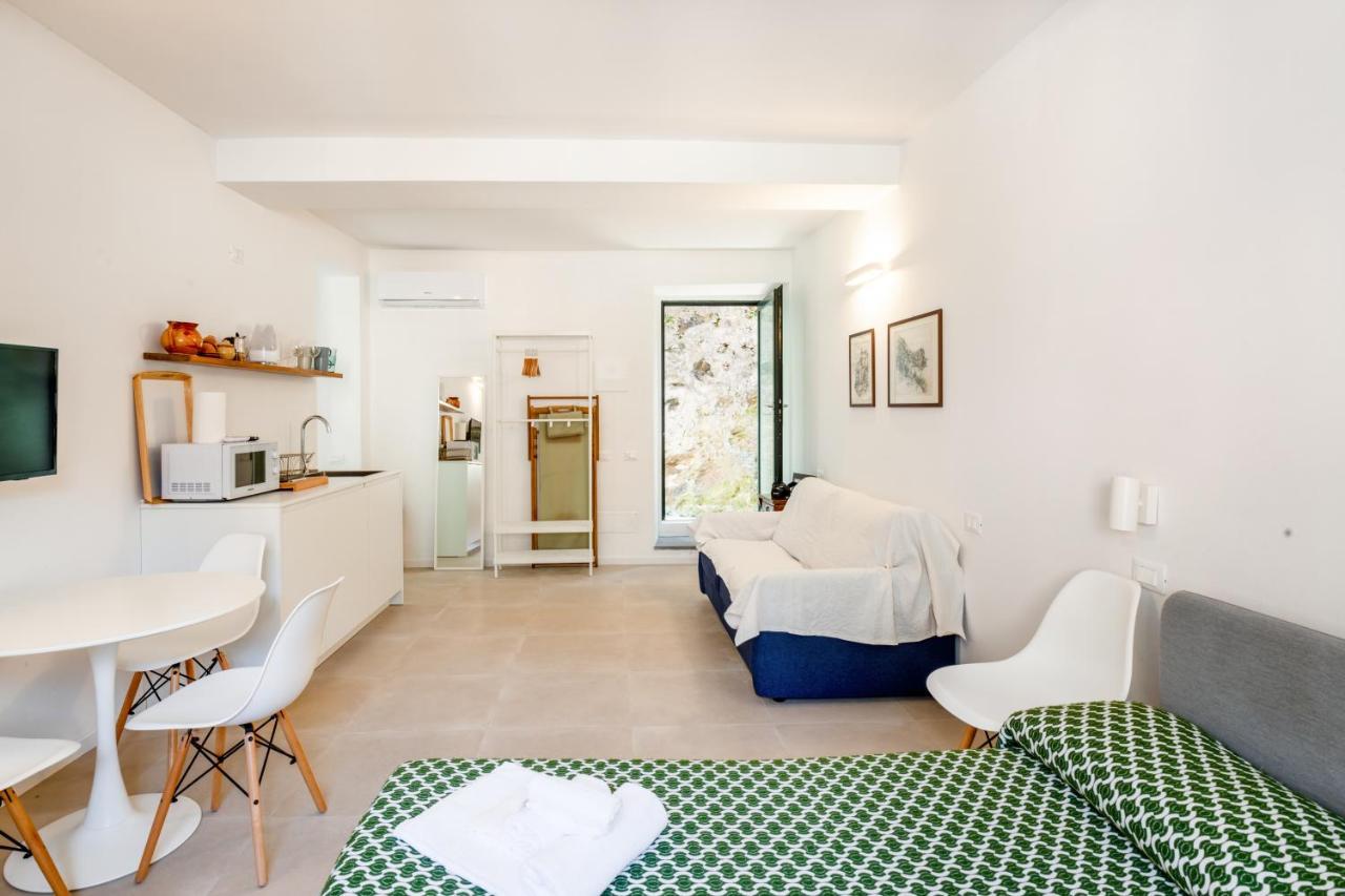 Riomaggiore Cozy Mini Apt Exterior photo